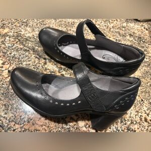 Elegant Black Mary Jane Women's Shoes Genuine Leather heels